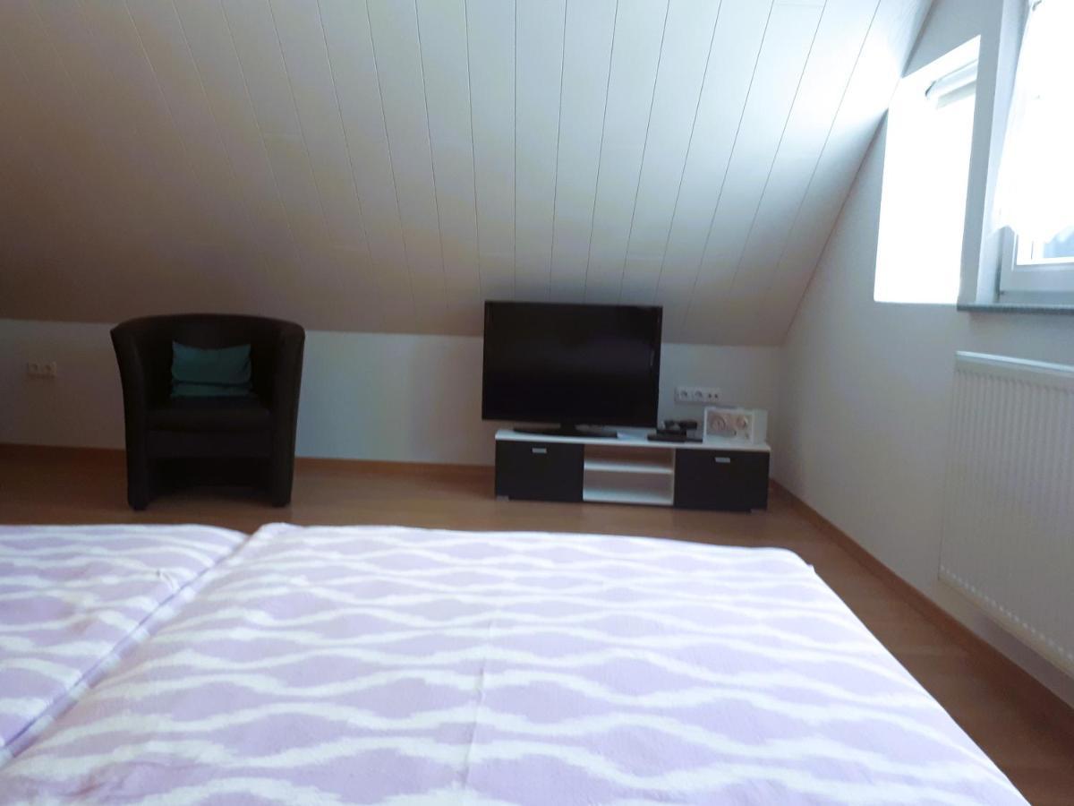 Ferienhaus Langenhecke 18 Бад Мюнстерайфел Екстериор снимка
